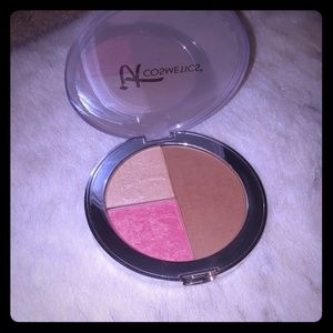 IT cosmetic face palette